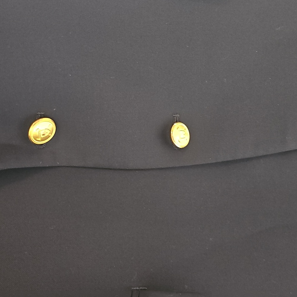 Classic Black Blazer with Gold Buttons. Size 40R. 100% Wool. - Picture 3 of 10